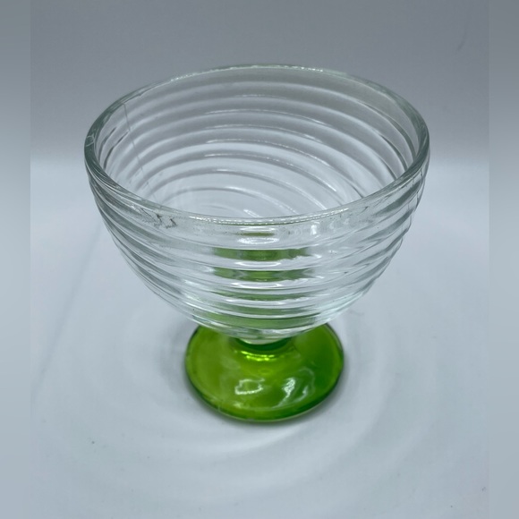 Vintage 1940s Swirled Glass Dessert Dishes w/ Green Stems (Set of 4 + 3 extra) - Picture 2 of 6